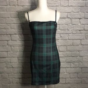 Short plaid dress